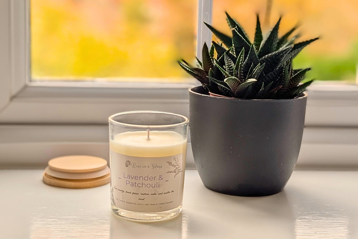 Luxury lavender and patchouli aromatherapy candle for sensory support.